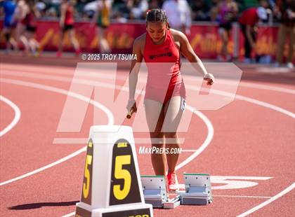 Thumbnail 2 in Oregon Relays photogallery.