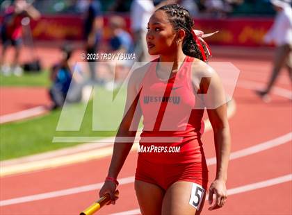 Thumbnail 3 in Oregon Relays photogallery.