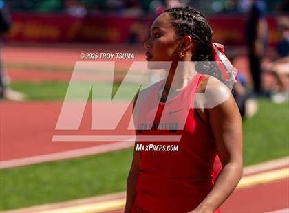 Thumbnail 1 in Oregon Relays photogallery.