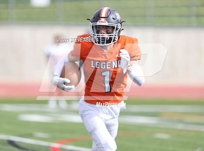 Thumbnail 1 in Regis Jesuit @ Legend photogallery.