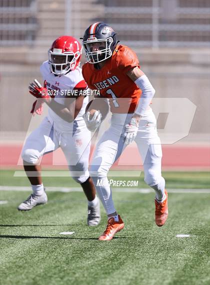 Thumbnail 2 in Regis Jesuit @ Legend photogallery.
