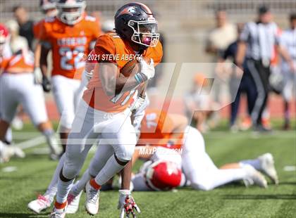 Thumbnail 2 in Regis Jesuit @ Legend photogallery.