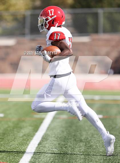 Thumbnail 3 in Regis Jesuit @ Legend photogallery.