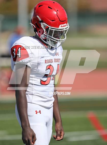 Thumbnail 1 in Regis Jesuit @ Legend photogallery.