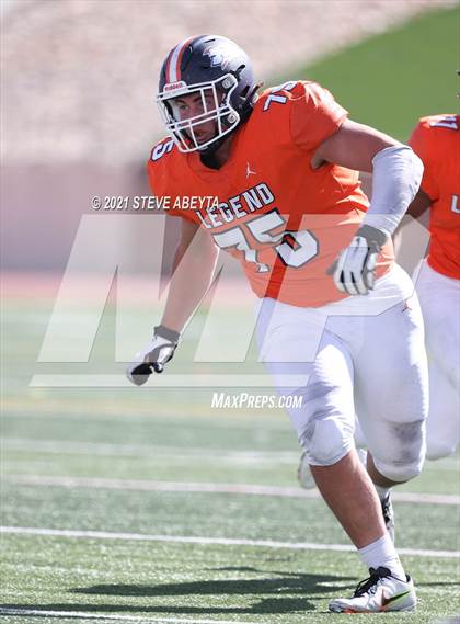 Thumbnail 3 in Regis Jesuit @ Legend photogallery.
