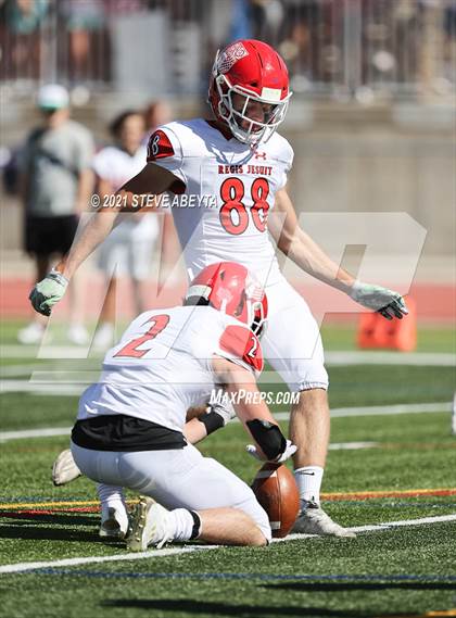 Thumbnail 2 in Regis Jesuit @ Legend photogallery.