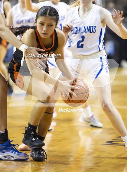 Thumbnail 2 in Ryle vs Highlands (2024 9th Region Girls Basketball Tournament) photogallery.
