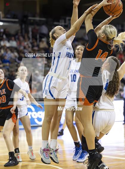 Thumbnail 2 in Ryle vs Highlands (2024 9th Region Girls Basketball Tournament) photogallery.