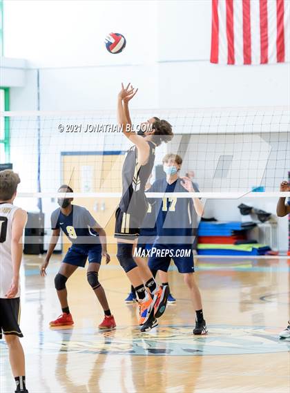 Thumbnail 2 in Joel Barlow vs Newington (CIAC Class M Final) photogallery.