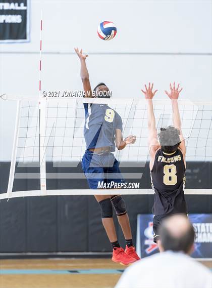 Thumbnail 1 in Joel Barlow vs Newington (CIAC Class M Final) photogallery.