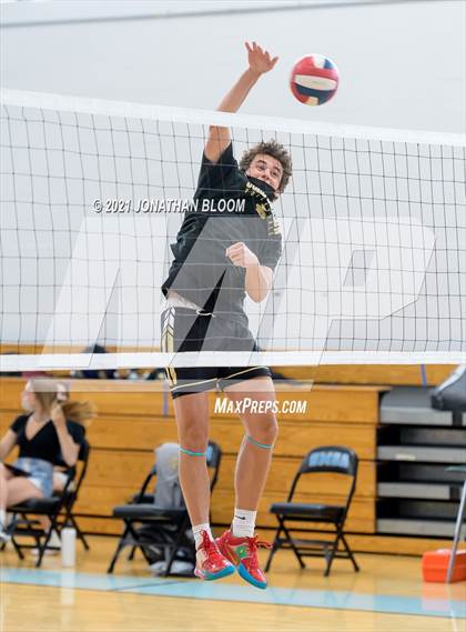 Thumbnail 1 in Joel Barlow vs Newington (CIAC Class M Final) photogallery.
