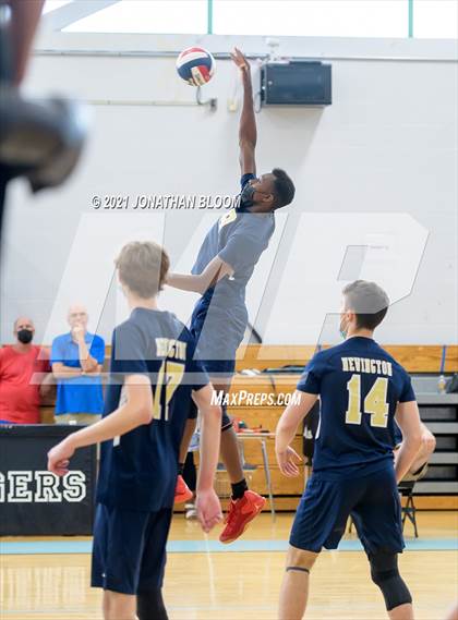 Thumbnail 1 in Joel Barlow vs Newington (CIAC Class M Final) photogallery.