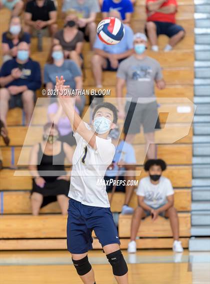 Thumbnail 3 in Joel Barlow vs Newington (CIAC Class M Final) photogallery.