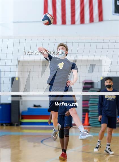 Thumbnail 3 in Joel Barlow vs Newington (CIAC Class M Final) photogallery.