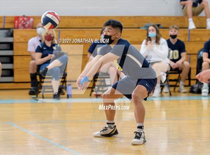 Thumbnail 3 in Joel Barlow vs Newington (CIAC Class M Final) photogallery.