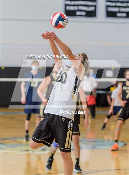 Thumbnail 1 in Joel Barlow vs Newington (CIAC Class M Final) photogallery.