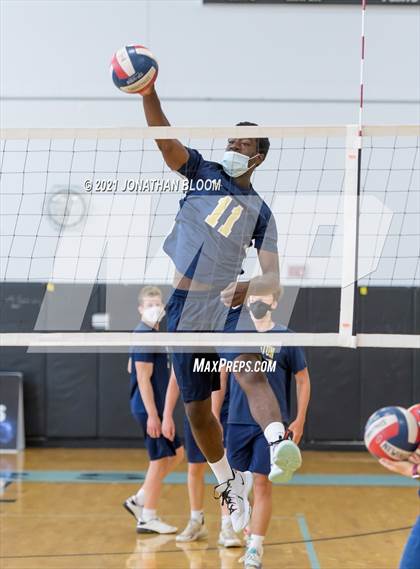 Thumbnail 1 in Joel Barlow vs Newington (CIAC Class M Final) photogallery.