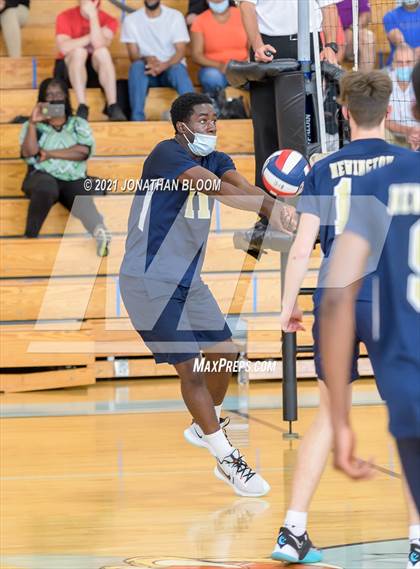 Thumbnail 3 in Joel Barlow vs Newington (CIAC Class M Final) photogallery.