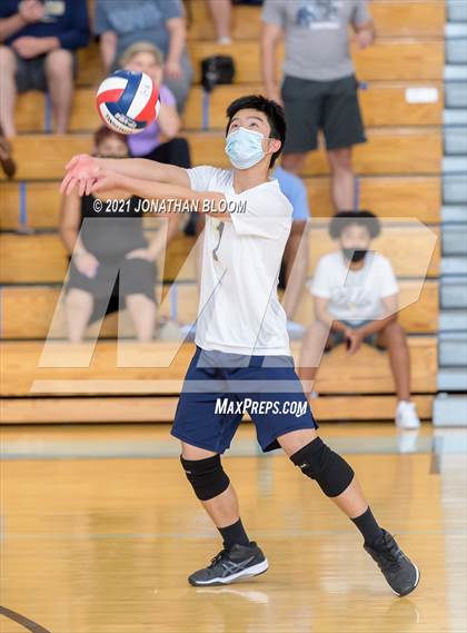 Thumbnail 2 in Joel Barlow vs Newington (CIAC Class M Final) photogallery.