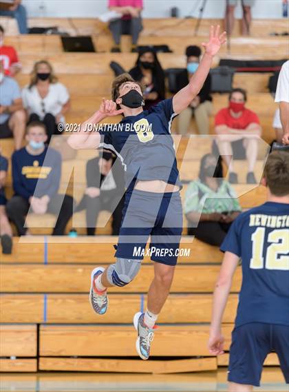 Thumbnail 2 in Joel Barlow vs Newington (CIAC Class M Final) photogallery.