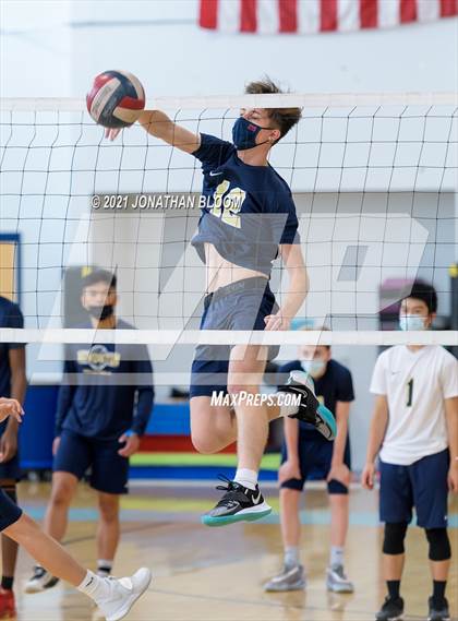 Thumbnail 3 in Joel Barlow vs Newington (CIAC Class M Final) photogallery.