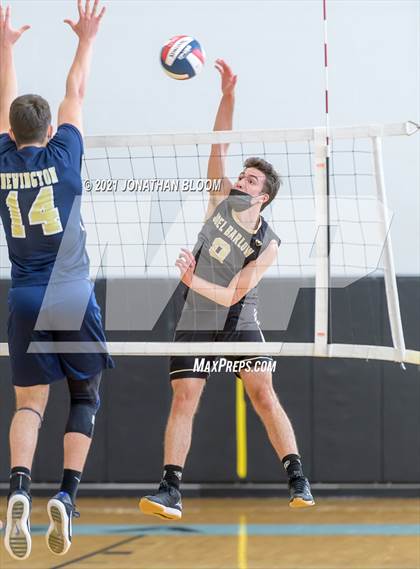 Thumbnail 2 in Joel Barlow vs Newington (CIAC Class M Final) photogallery.
