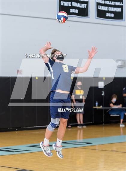 Thumbnail 2 in Joel Barlow vs Newington (CIAC Class M Final) photogallery.