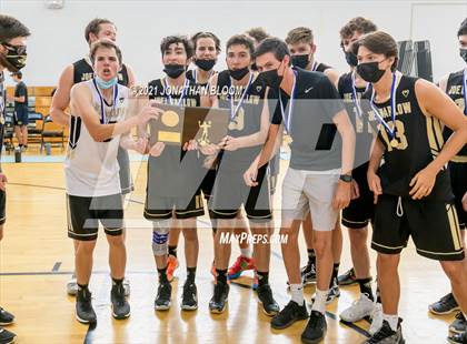 Thumbnail 2 in Joel Barlow vs Newington (CIAC Class M Final) photogallery.