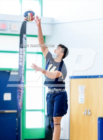 Thumbnail 1 in Joel Barlow vs Newington (CIAC Class M Final) photogallery.