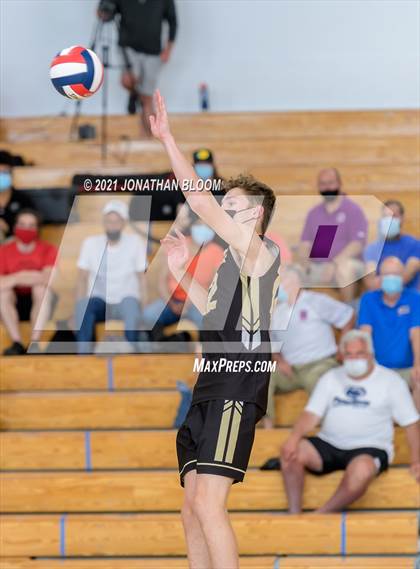 Thumbnail 3 in Joel Barlow vs Newington (CIAC Class M Final) photogallery.