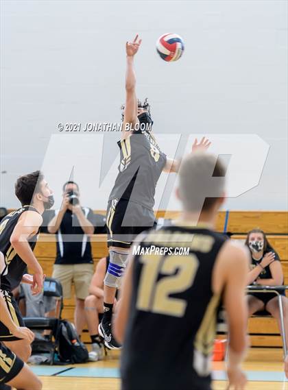 Thumbnail 2 in Joel Barlow vs Newington (CIAC Class M Final) photogallery.