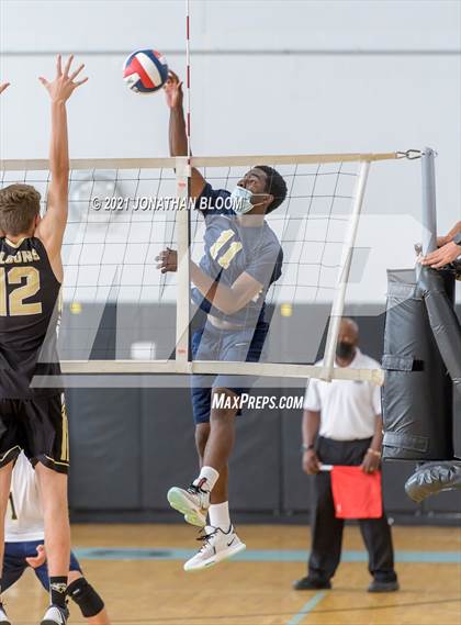 Thumbnail 2 in Joel Barlow vs Newington (CIAC Class M Final) photogallery.