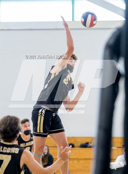Thumbnail 2 in Joel Barlow vs Newington (CIAC Class M Final) photogallery.
