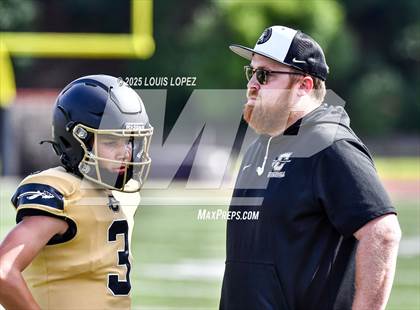 Thumbnail 1 in FR: Cerritos @ Canyon photogallery.