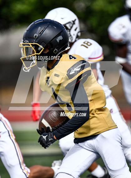 Thumbnail 3 in FR: Cerritos @ Canyon photogallery.