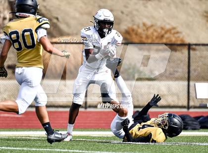 Thumbnail 3 in FR: Cerritos @ Canyon photogallery.