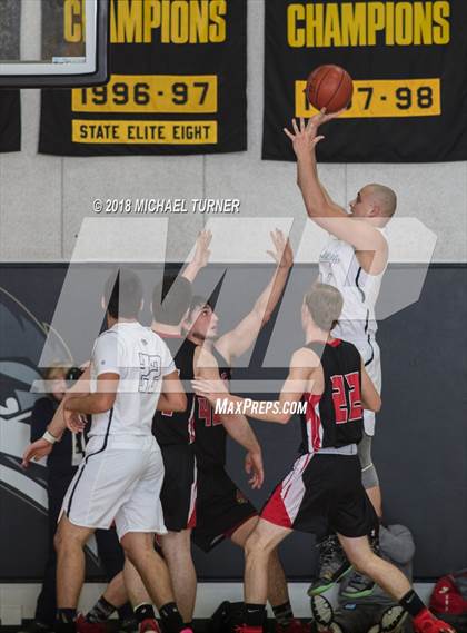Thumbnail 1 in Corning vs. Gridley (CIF NS D4 Final) photogallery.