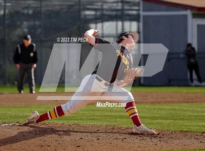 Thumbnail 2 in El Modena @ Yorba Linda photogallery.
