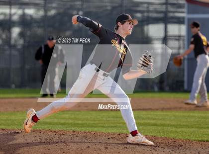 Thumbnail 1 in El Modena @ Yorba Linda photogallery.