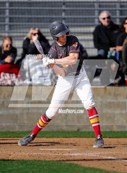 Thumbnail 1 in El Modena @ Yorba Linda photogallery.
