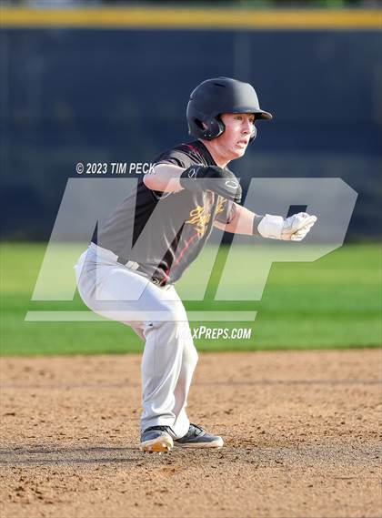 Thumbnail 1 in El Modena @ Yorba Linda photogallery.