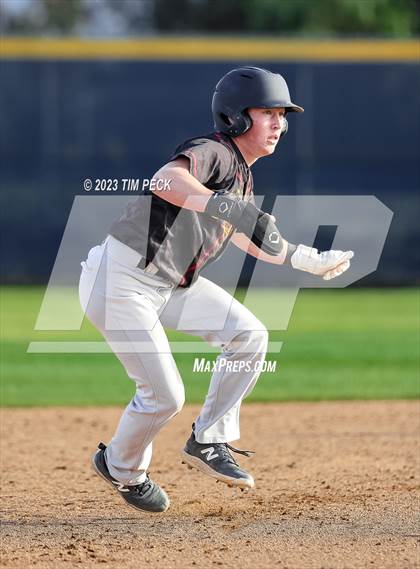 Thumbnail 3 in El Modena @ Yorba Linda photogallery.