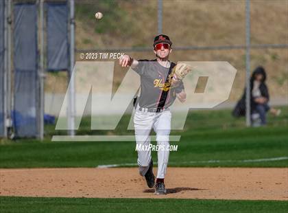 Thumbnail 3 in El Modena @ Yorba Linda photogallery.