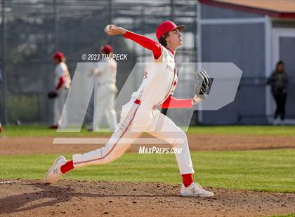 Thumbnail 1 in El Modena @ Yorba Linda photogallery.