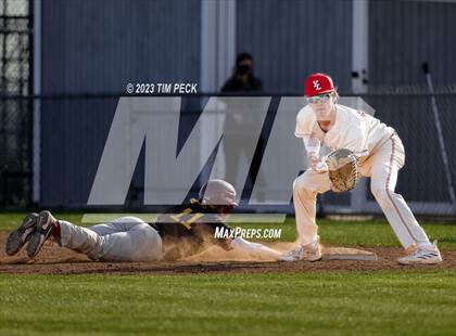 Thumbnail 1 in El Modena @ Yorba Linda photogallery.