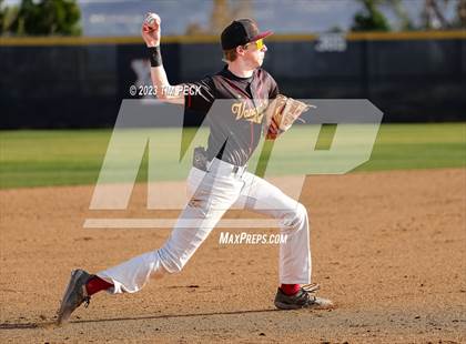 Thumbnail 1 in El Modena @ Yorba Linda photogallery.