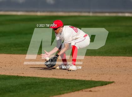 Thumbnail 1 in El Modena @ Yorba Linda photogallery.