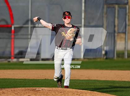 Thumbnail 3 in El Modena @ Yorba Linda photogallery.