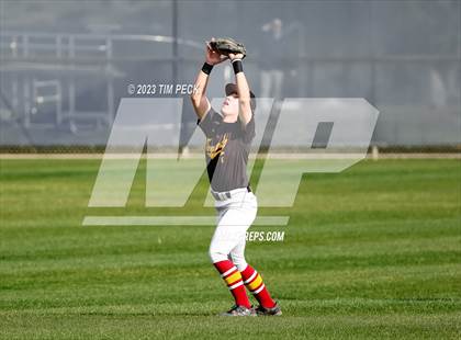 Thumbnail 3 in El Modena @ Yorba Linda photogallery.