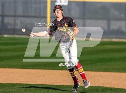 Thumbnail 1 in El Modena @ Yorba Linda photogallery.